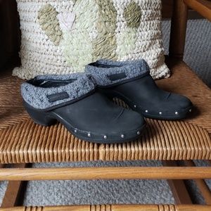NWOT, Merrell Luxe knit mules, size 5.5